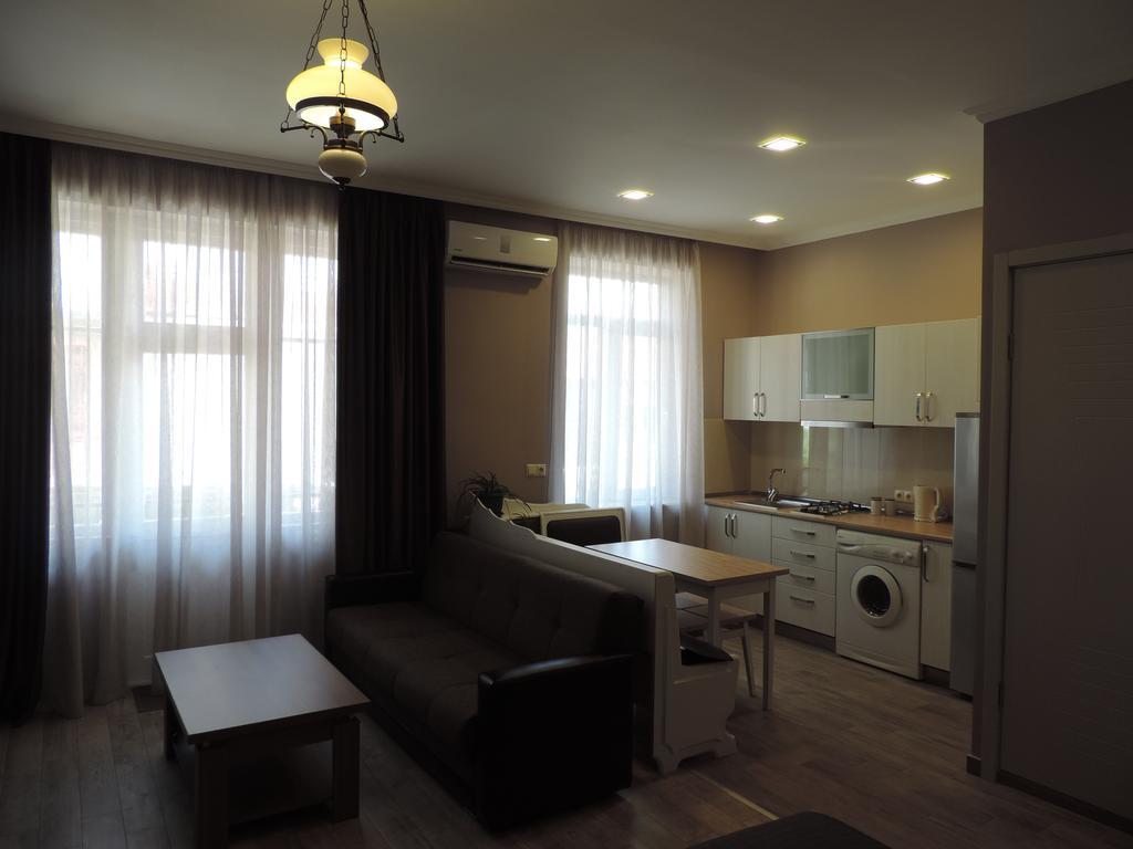 Modern Apartment Батуми Экстерьер фото